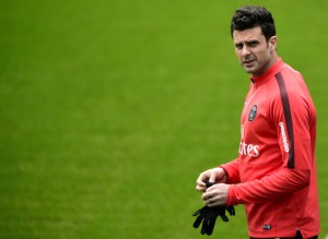 Paris Saint-Germain's Italian midfielder Thiago Motta arrives for a during a training session on April 4, 2015 at the Camp-des-Loges in Saint-Germain-en-Laye, western Paris, on the eve of their Ligue 1 football match against Marseille. AFP PHOTO / FRANCK FIFE (Photo credit should read FRANCK FIFE/AFP/Getty Images)